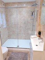 The Ayres House 2-bed Apartment in Cambridge