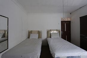 OYO 93380 Penginapan Mangkoe Barokah