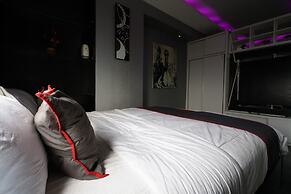 OYO 93365 Apartement Gateway By Sarana Cipta Mahakarya Ii