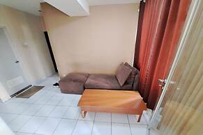 OYO 93365 Apartement Gateway By Sarana Cipta Mahakarya Ii