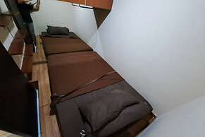 OYO 93365 Apartement Gateway By Sarana Cipta Mahakarya Ii