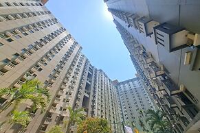 OYO 93365 Apartement Gateway By Sarana Cipta Mahakarya Ii