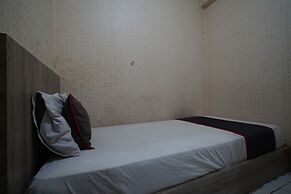 OYO 93365 Apartement Gateway By Sarana Cipta Mahakarya Ii