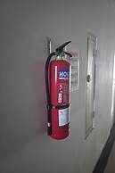 OYO 93362 Apartement Sentraland Karawang By Agung Rent