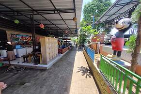 OYO 93384 New Asembagus 2