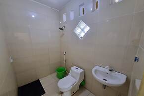 OYO 93384 New Asembagus 2