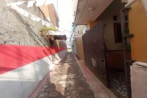 SPOT ON 93385 Penginapan Hj Lilis 2 Syariah