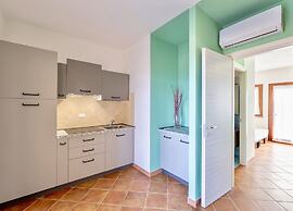 Residence with pool in Isola Rossa