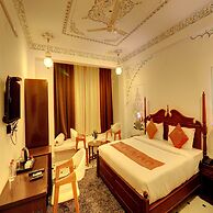 Hotel Darbargarh, Udaipur