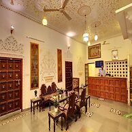 Hotel Darbargarh, Udaipur