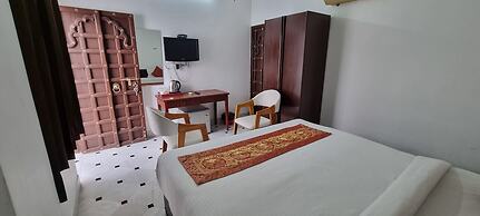 Hotel Darbargarh, Udaipur