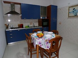 Air-conditioned Two-room Apartment Marigia Near the sea