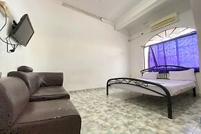 OYO 93397 Hotel California