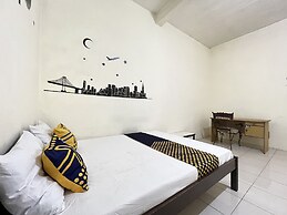 OYO Life 93398 Sudimoro Guest House Syariah
