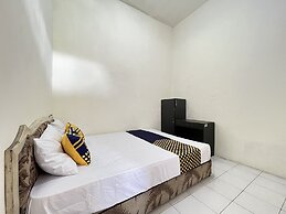 OYO Life 93398 Sudimoro Guest House Syariah