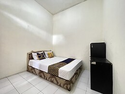 OYO Life 93398 Sudimoro Guest House Syariah