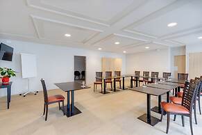 Brit Hotel Confort Carhaix
