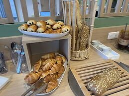 Brit Hotel Confort Carhaix