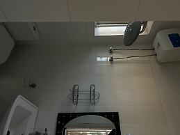 Room-room Viv Glaund Flow With 2 Guests
