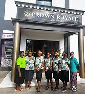 Crown Royale Hotel & Lounge