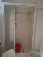 CLOSE TO GOLF COURT FLAT