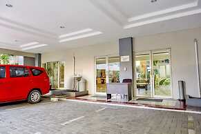 OYO Life 93383 Wisma Kencana Puteri