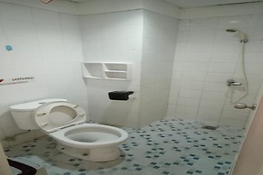 OYO Life 93383 Wisma Kencana Puteri