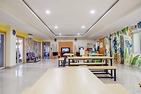 OYO Life 93383 Wisma Kencana Puteri