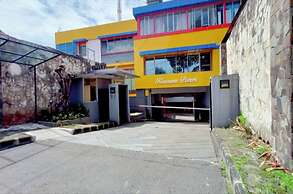 OYO Life 93383 Wisma Kencana Puteri