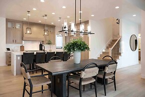 Designer Digs 9 Bedroom Home