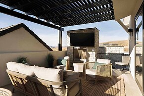 Designer Digs 9 Bedroom Home