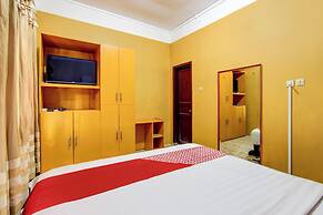 OYO 93390 Griya Pius Syariah Malioboro