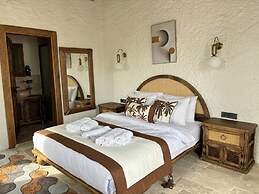 Aura Village Alaçatı