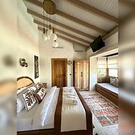 Aura Village Alaçatı