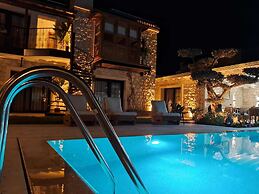 Aura Village Alaçatı