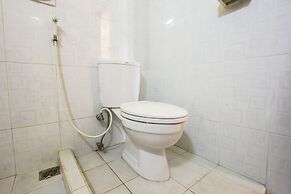 Capital O 93391 Golden Manggis Hotel Near SMKN 1 Lingsar