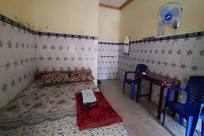 OYO 93395 Pondok Wisata Sekar KemuningNearWonogondang Camp ( Bumi Perk