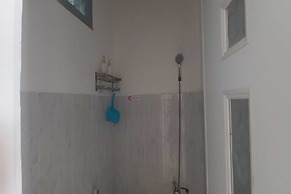 OYO 93394 Pondok Wisata Kurniawan 2NearWonogondang Camp ( Bumi Perkema