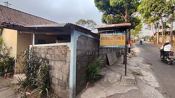 OYO 93394 Pondok Wisata Kurniawan 2NearWonogondang Camp ( Bumi Perkema