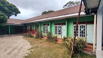 OYO 93394 Pondok Wisata Kurniawan 2NearWonogondang Camp ( Bumi Perkema