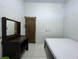 OYO 93406 Pondok Bulo Ugi Syariah Near SD Negeri 185 Pinrang