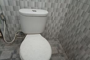 OYO 93408 Penginapan Annisya Near SMA Negeri 2 Mataram