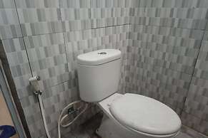 OYO 93408 Penginapan Annisya Near SMA Negeri 2 Mataram