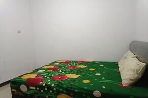 OYO 93408 Penginapan Annisya Near SMA Negeri 2 Mataram