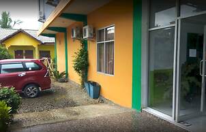 OYO 93411 Syariah Hotel Tomborang