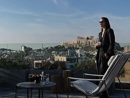 Monastik Living in Athina