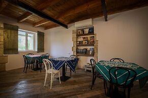 Sazano Wine Cellar & Hotel