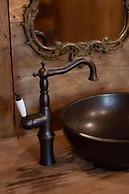 Sazano Wine Cellar & Hotel