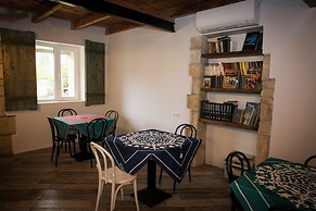 Sazano Wine Cellar & Hotel