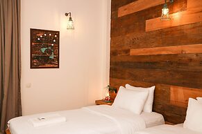 Sazano Wine Cellar & Hotel